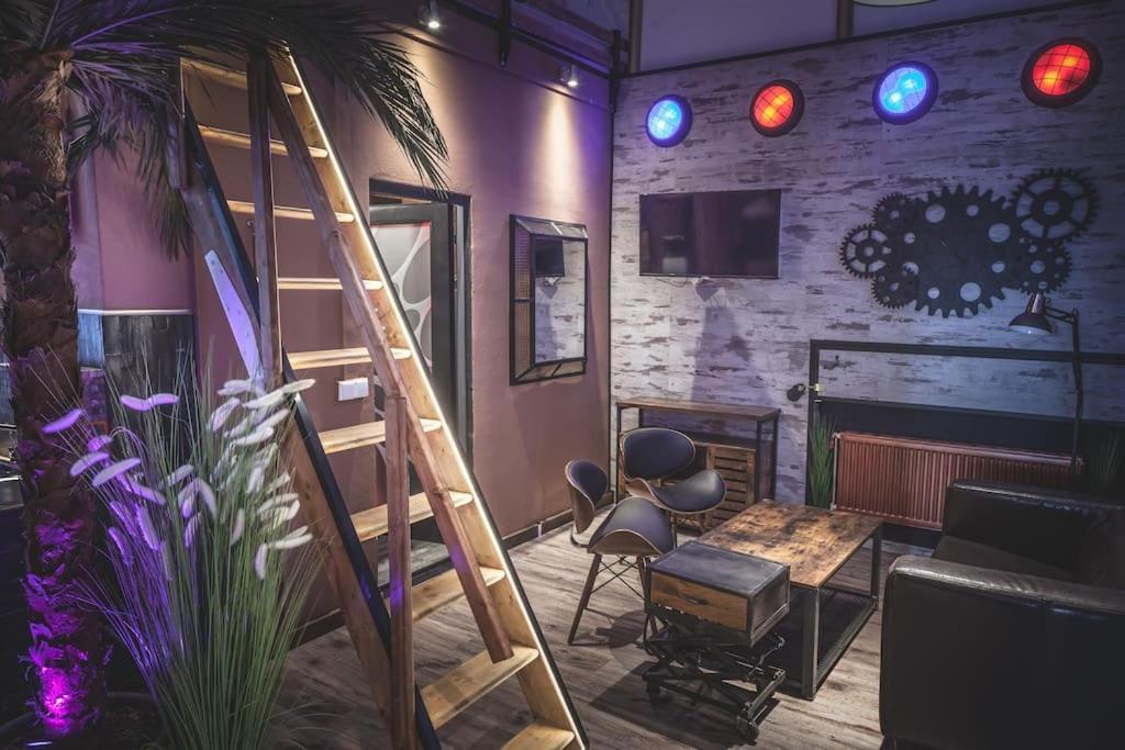 Einzigartige Ferienwohnung Bunt Wie Berlin Ngoại thất bức ảnh
