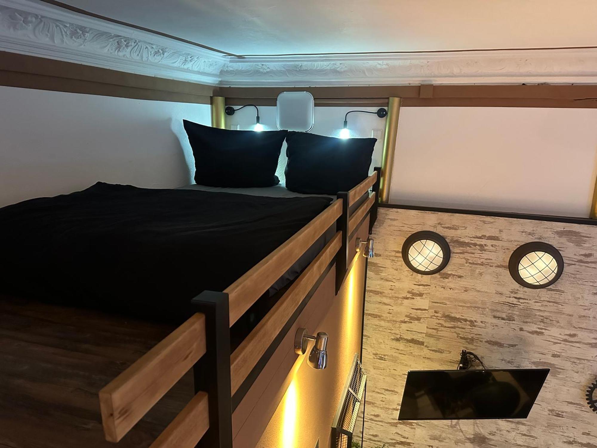 Einzigartige Ferienwohnung Bunt Wie Berlin Ngoại thất bức ảnh